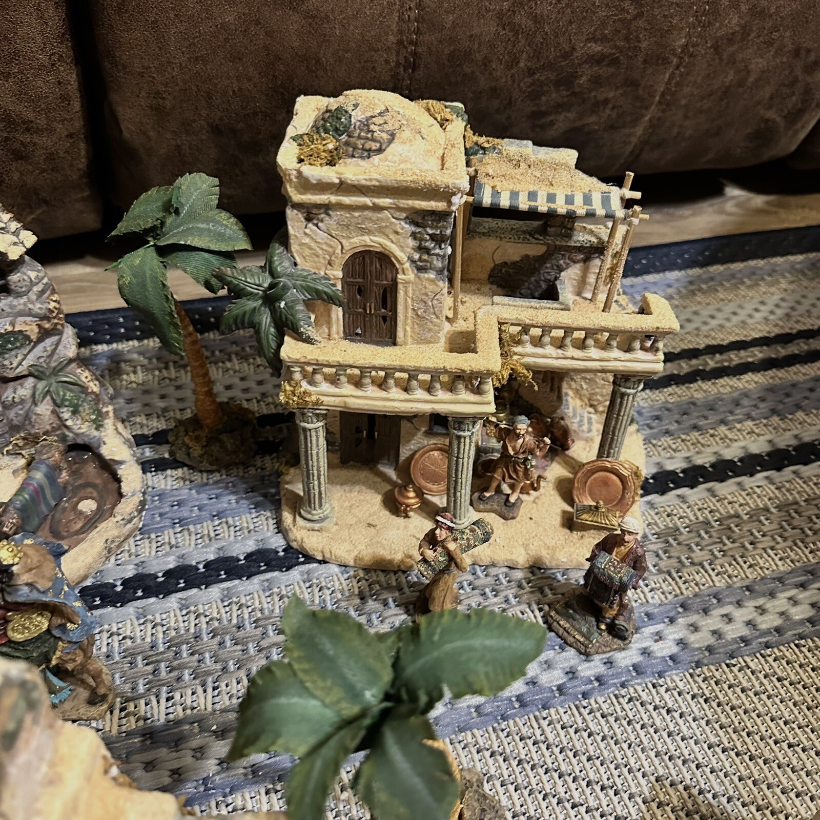 Grandeur Noel 44 Pc Bethlehem Nativity Village Set 2003 Collectors