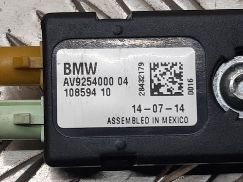 BMW I3 I01 Antenna Amplifier AV9254000 2014 - Picture 12 of 12
