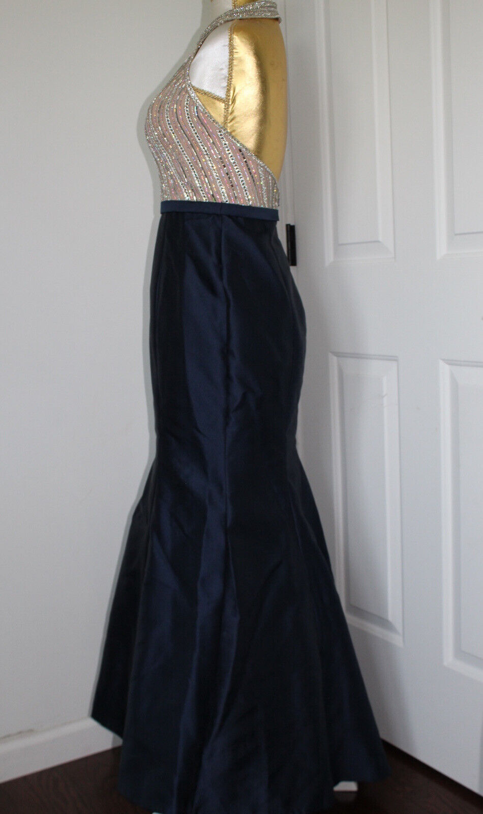 Formal Dress Size 2 (Worn Once) Sleeveless - image 7