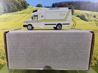 1:48 Roxley Models Leyland DAF Scottish Ambulance Service OVP / K04