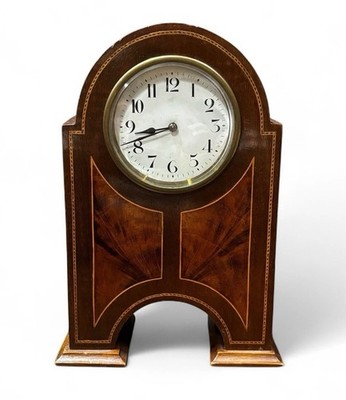 Jugendstil Intarsien Manteluhr. Tickt schön weg. Mit Schlüssel