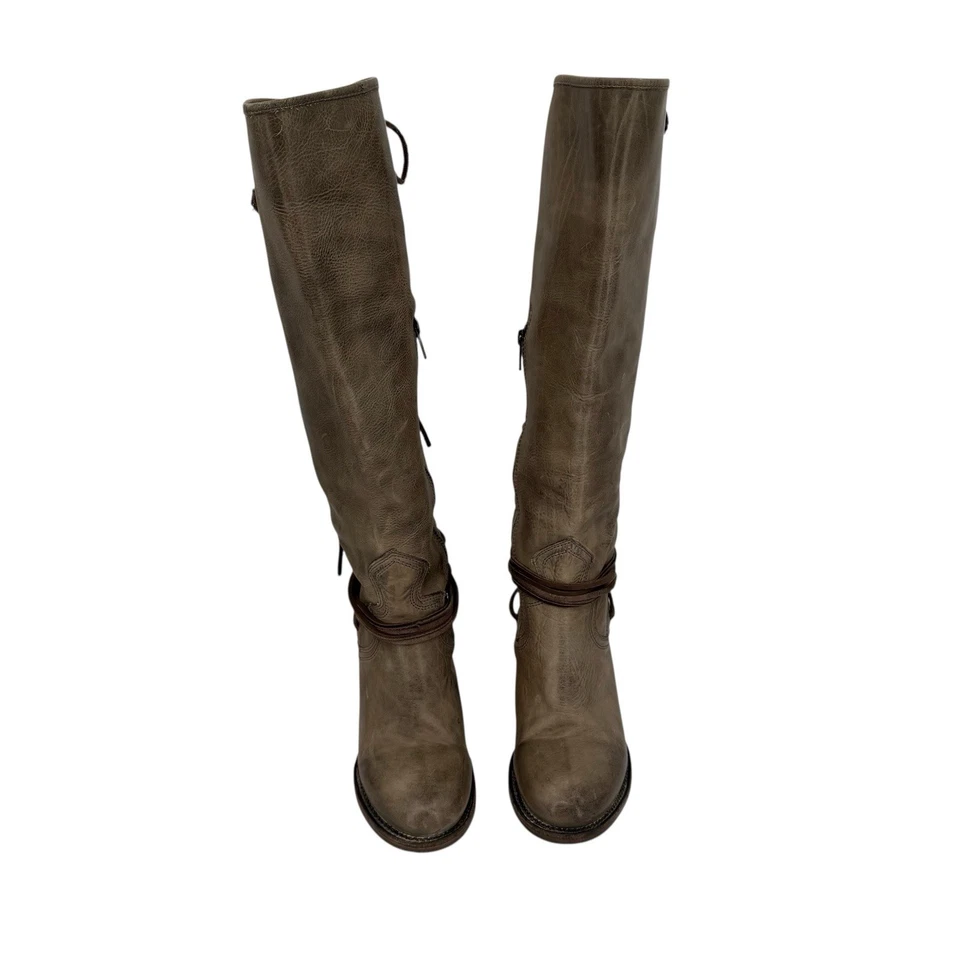 Botas con cordones Freebird by Steven COAL hasta la rodilla de cuero artesanal de piedra talla 8 Foto 4 de 4