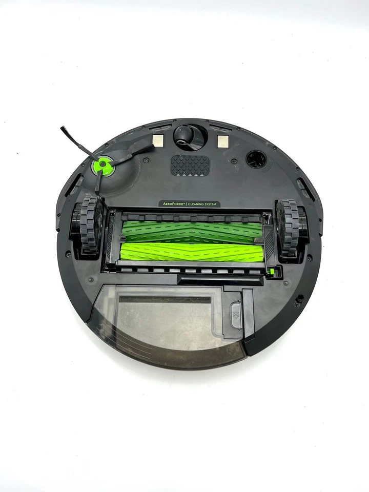 iRobot Roomba i4 Vacuum Cleaning Robot I415920 - Black - Image 4 of 4