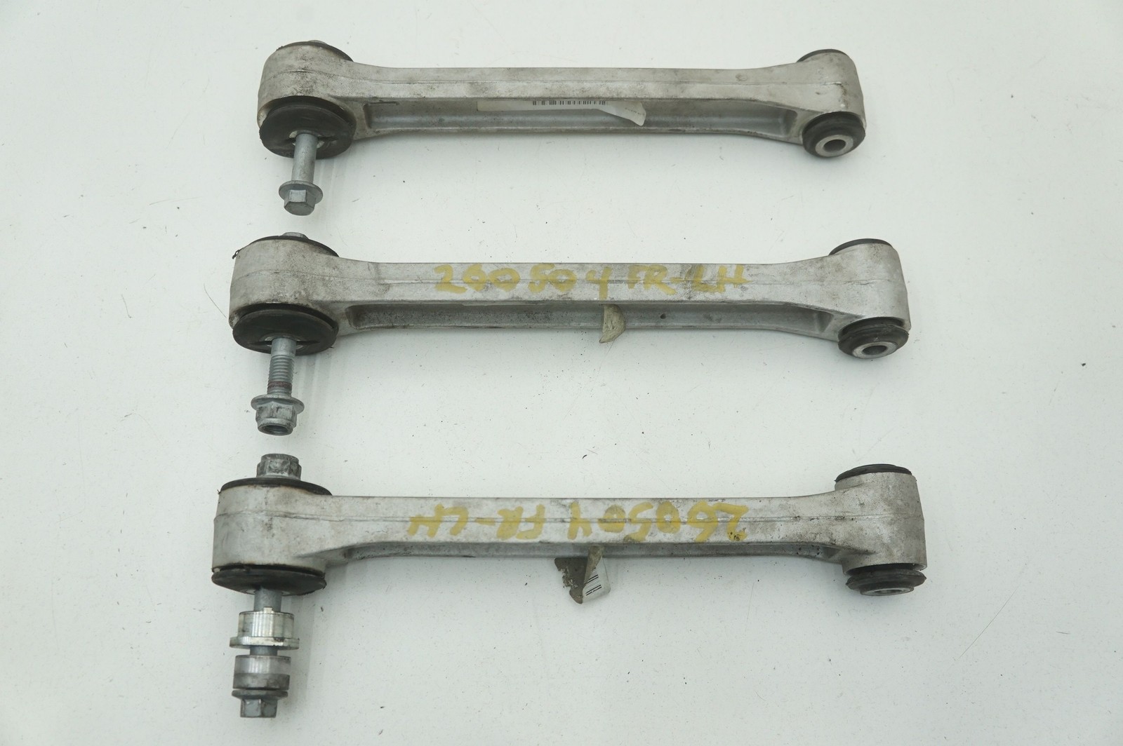 McLaren GT 2022 Engine mount P/N 14F0706CP