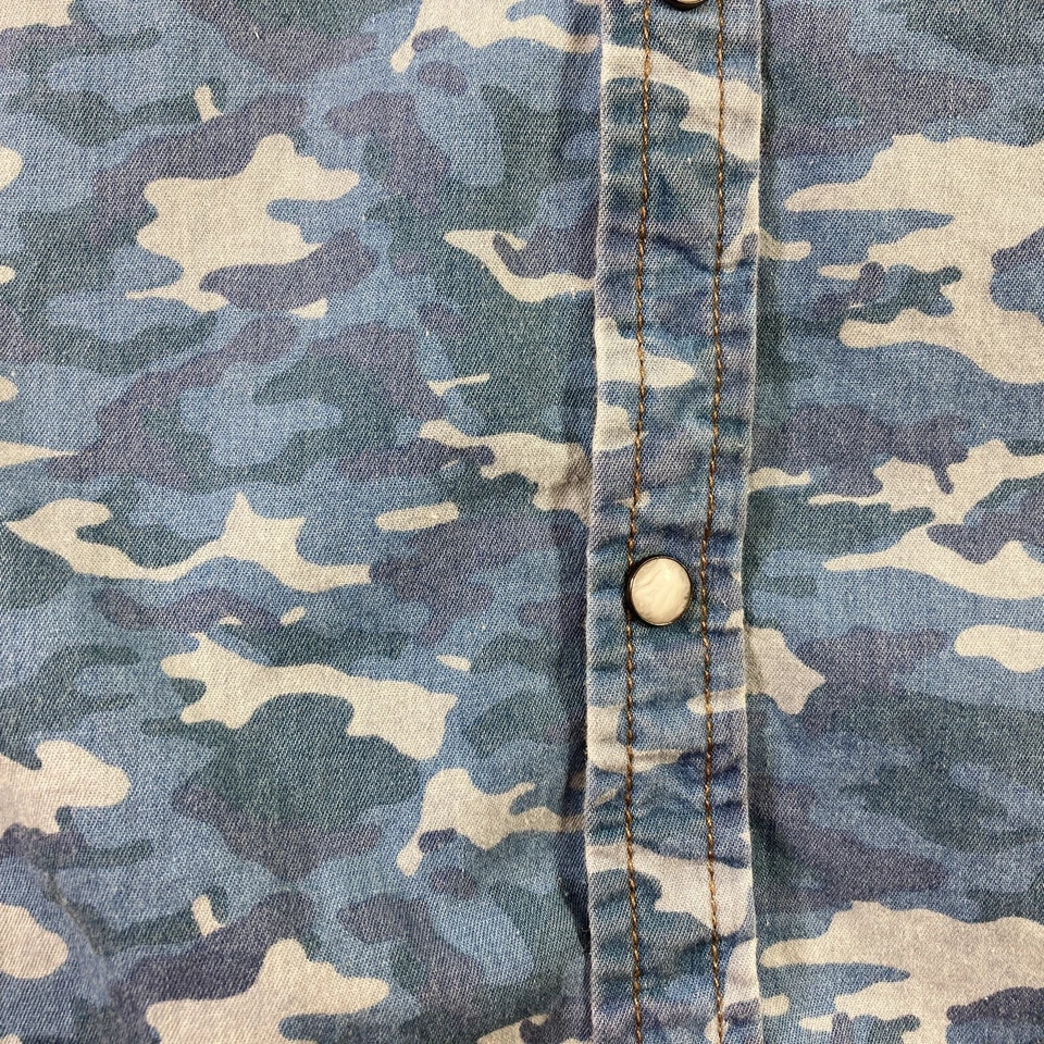 Camisa Brave Soul Hombre Pequeña Azul Perla Camuflaje a Presión Estampado Completo Informal Foto 4 de 4