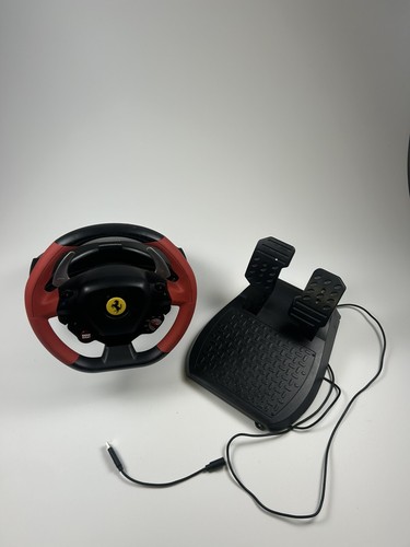 Thrustmaster Ferrari 458 Spider (4460105) Wheel And Pedals Set for Xbox - Picture 1 of 8