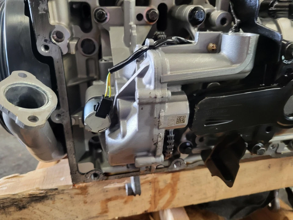 VOLVO XC60 2022 2.0L FWD Engine Motor 38k Miles USED OEM - Image 4 of 4