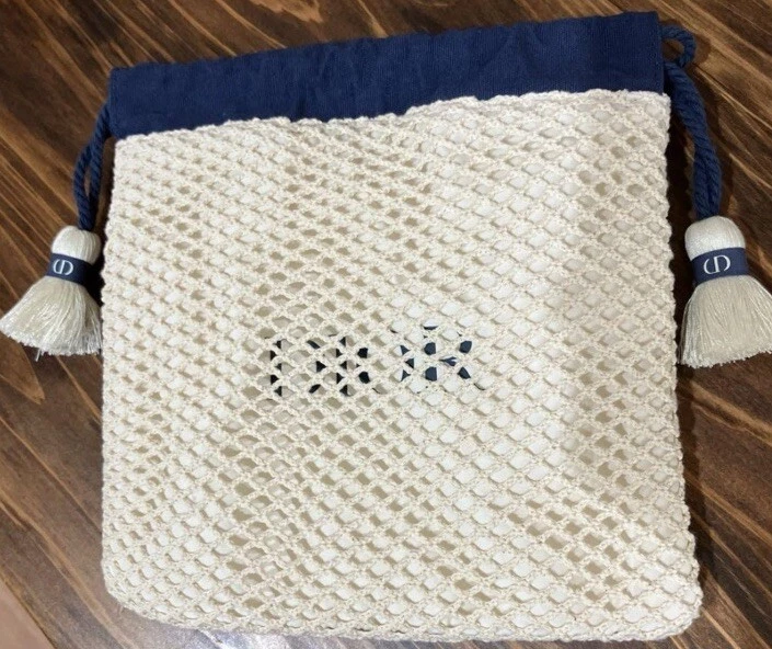 DERNIER !! Christian Dior Beauty Nouveauté pochette beige étui maille sac à main blanc marine
