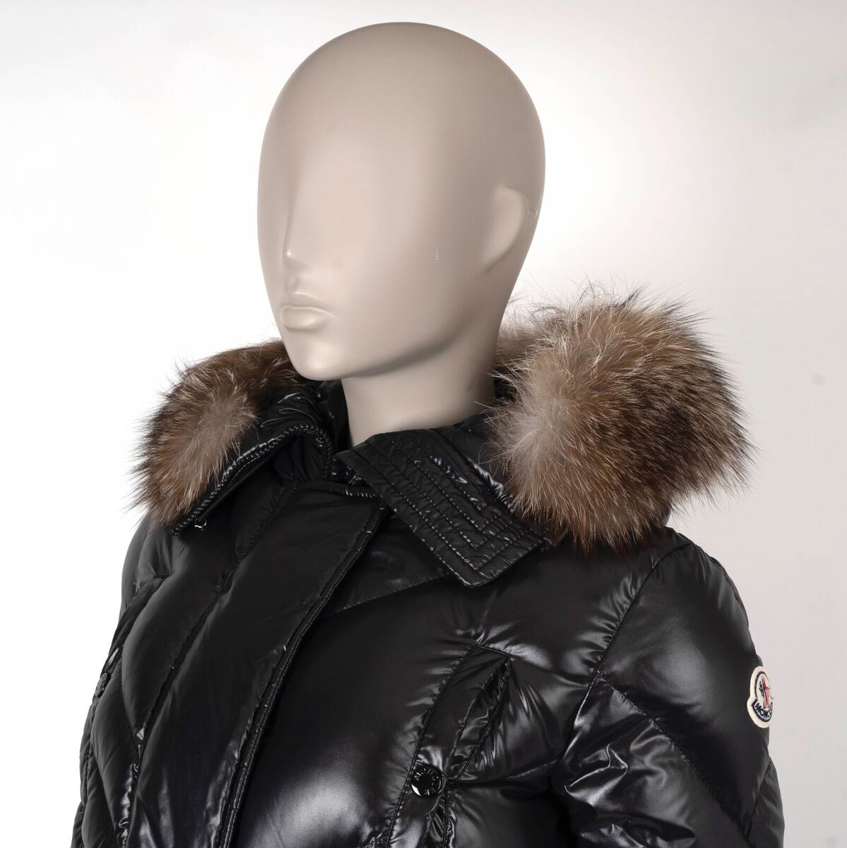 70854 auth MONCLER black 2020 DINARD FUR TRIM DOWN PUFFER 70854 auth MONCLER black 2020 DINARD FUR TRIM DOWN PUFFER