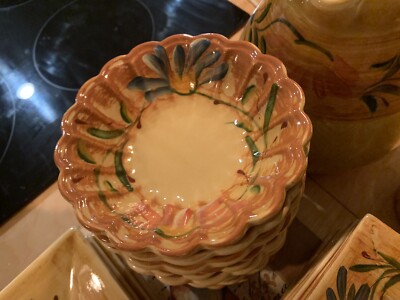 Fluted Bowl,Le Maison Catherine Pottery Hand Painted French,Poet-Laval