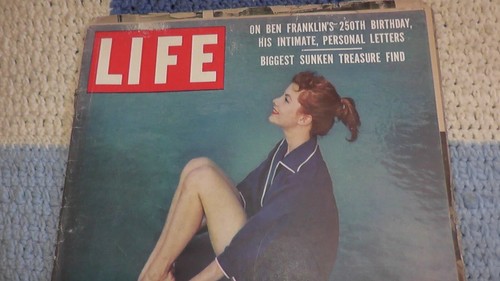 LIFE MAGAZINE JANUARY 9 1956 BEN FRANKLIN TREASURE RIVIERA PAJAMA CAMEL MODESTO - Picture 2 of 7