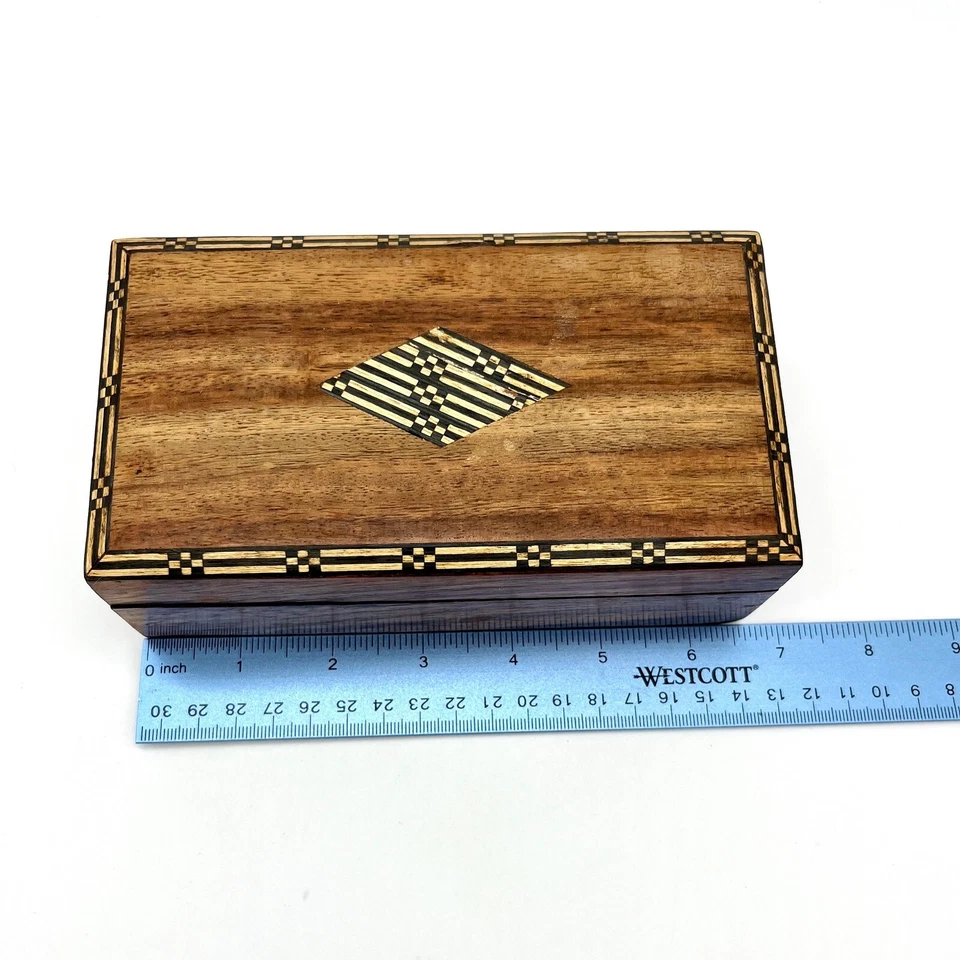Vintage Inlaid Wood Hinged Box Trinket Jewelry Storage Decorative Box - Image 2 of 4
