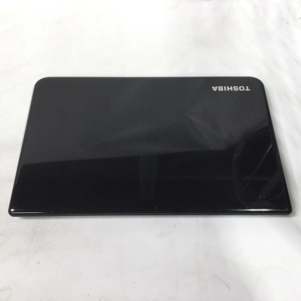 Toshiba Satellite L50 A Laptop 15.6 i5 4200U 4GBRAM 500GBHDD NVIDIA GT 740M
