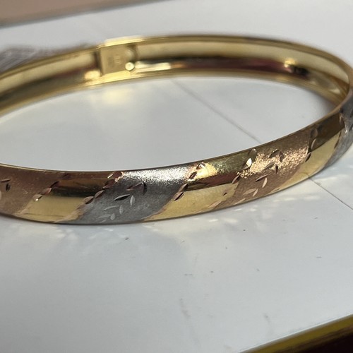 Tri-color 10k Gold Bangle - Picture 6 of 10