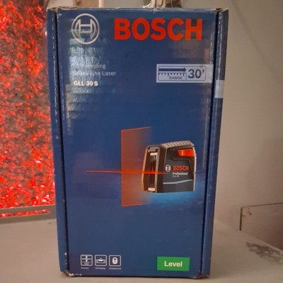 Bosch Red 30-ft Self-Leveling Indoor Cross Beam Cross-line Laser Level