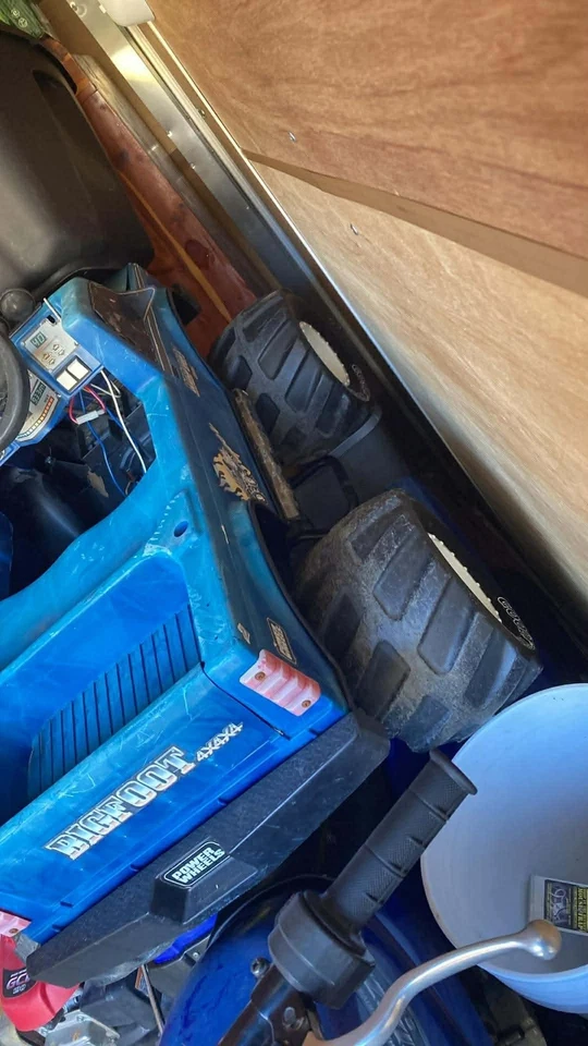 Monster Truck Bigfoot 1990 Power Wheel 4x4x4 Racing Team Ford Ride On Foto 4 de 4