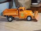 VINTAGE PRESS STEEL TONKA STATE HI WAY DEPT HYDR DUMP TRUCK & PLOW IN HIGH GRADE