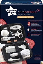 Tommee Tippee Baby Healthcare and Grooming Kit, 9X Essential Newborn Care Items