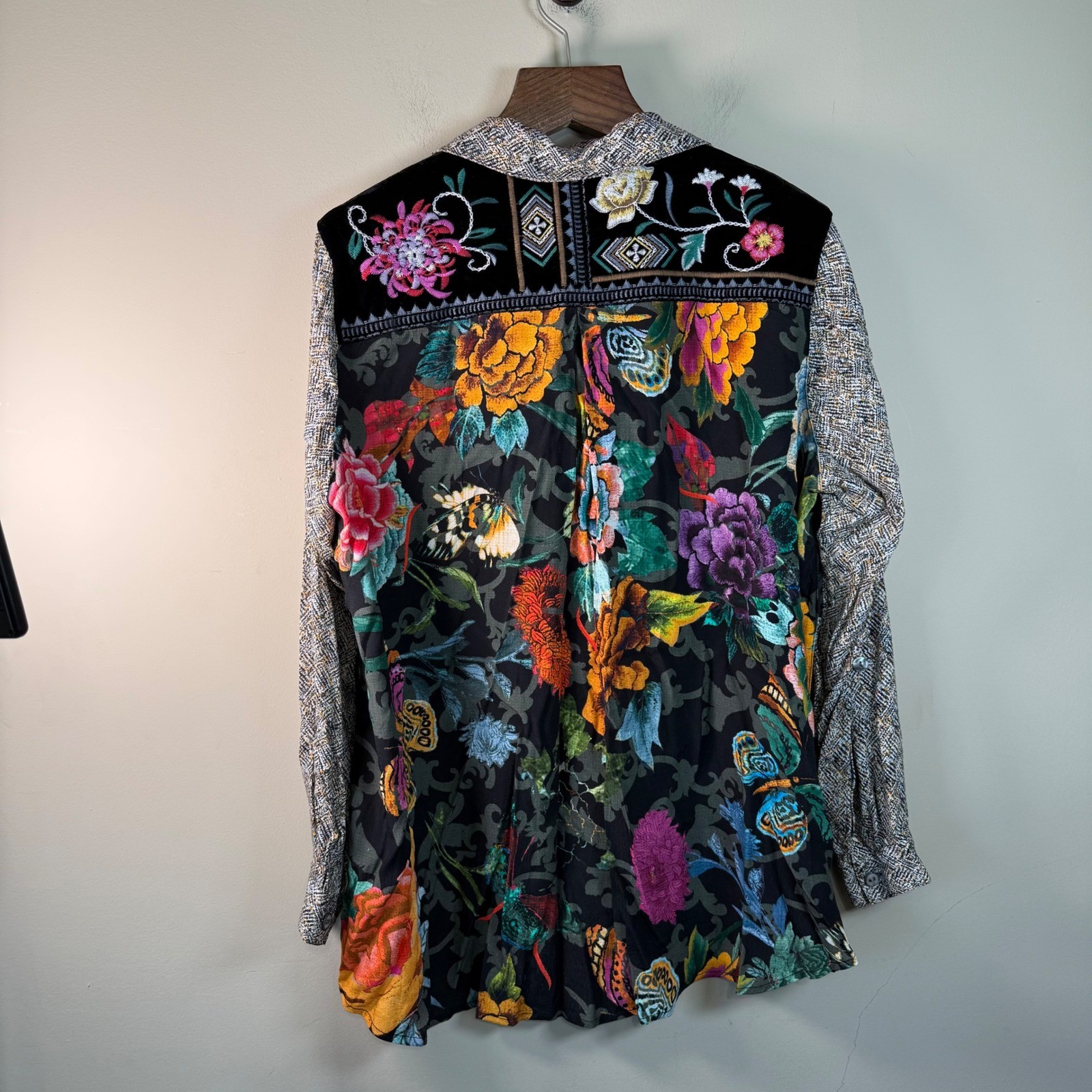 John Mark Multicolor Floral Patchwork Button Down… - image 2
