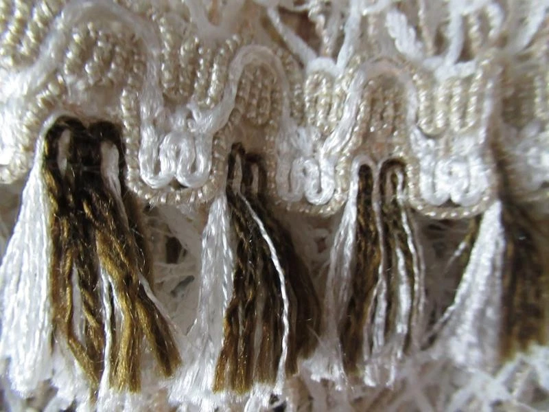 Juego de cortinas de red blancas vintage con borla verde aguacate y lazos Foto 3 de 4