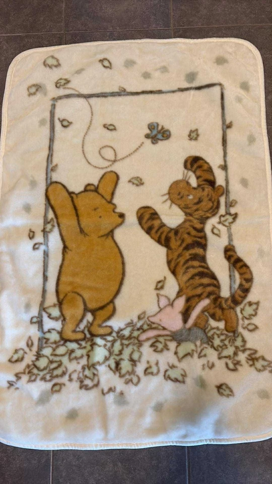 Manta Cuna Vintage Disney Clásica Winnie The Pooh and Piglet Tigger Foto 2 de 2