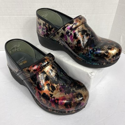 DANSKO XP 2.0 Clogs Professional EU 39 US 8.5 - 9 Patent Leather Multi Leopard
