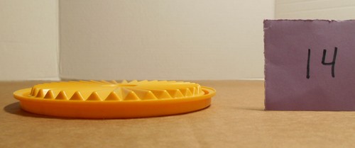 Tupperware Servalier tapa de repuesto amarillo dorado solo #812 P14 - Imagen 4 de 4