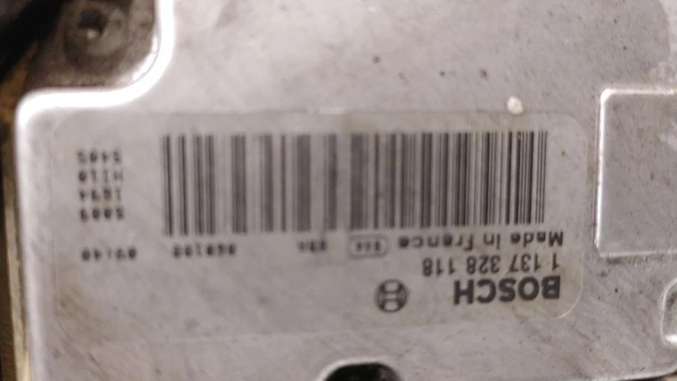 BMW 325I E90 2006 conjunto de ventilador de refrigeración del radiador Foto 2 de 4