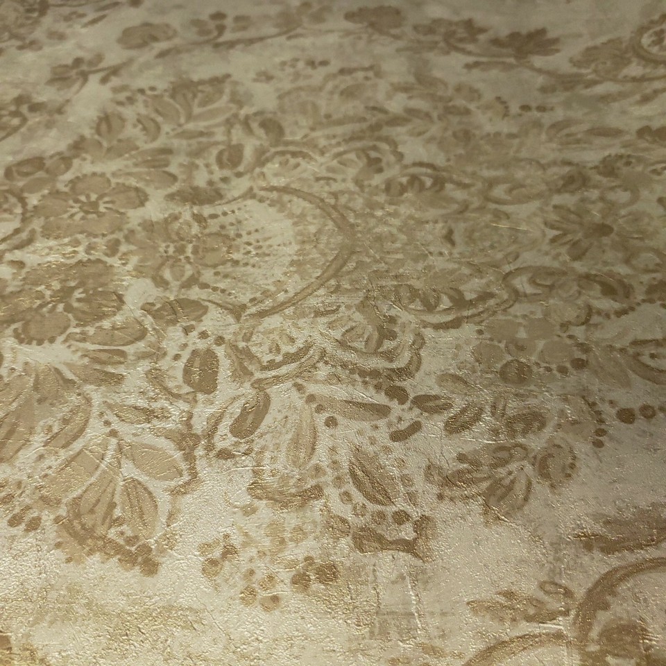 Textured Embossed victorian floral diamond damask 3D gold metallic ...