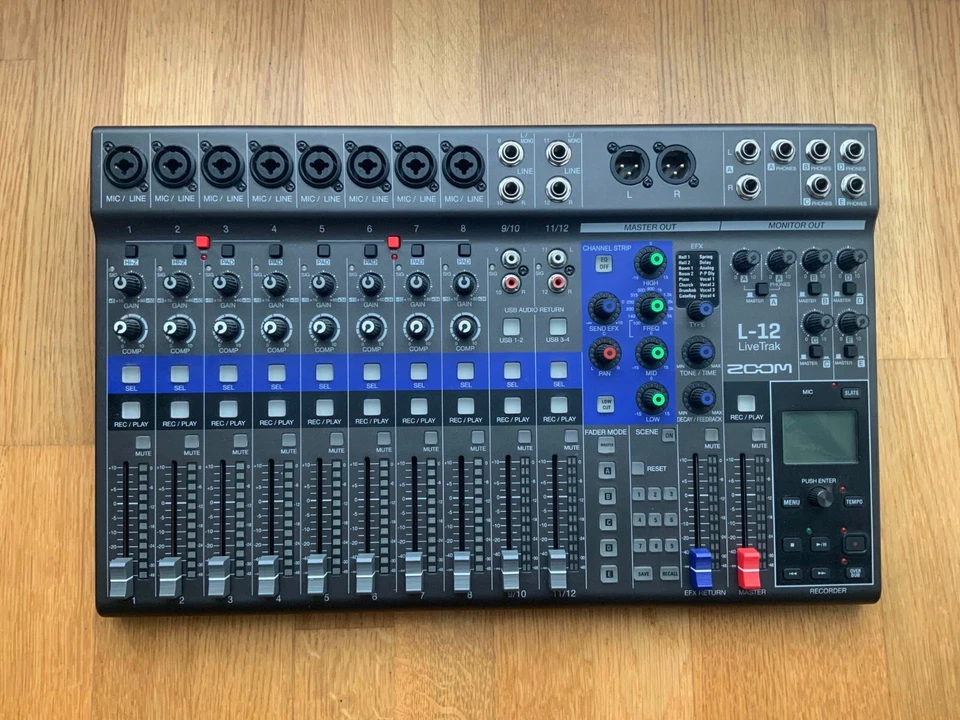 Zoom L-12 LiveTrak / 12 Channel Audio Mixer / Interface