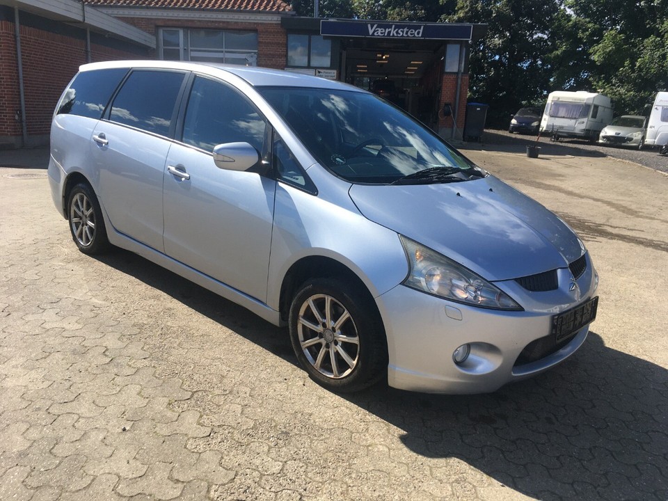 Mitsubishi grandis разболтовка