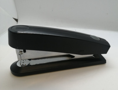 Novus B 7A Komfort Heftgerät 30 Blatt Heftleistung Automatik schwarz (B66)