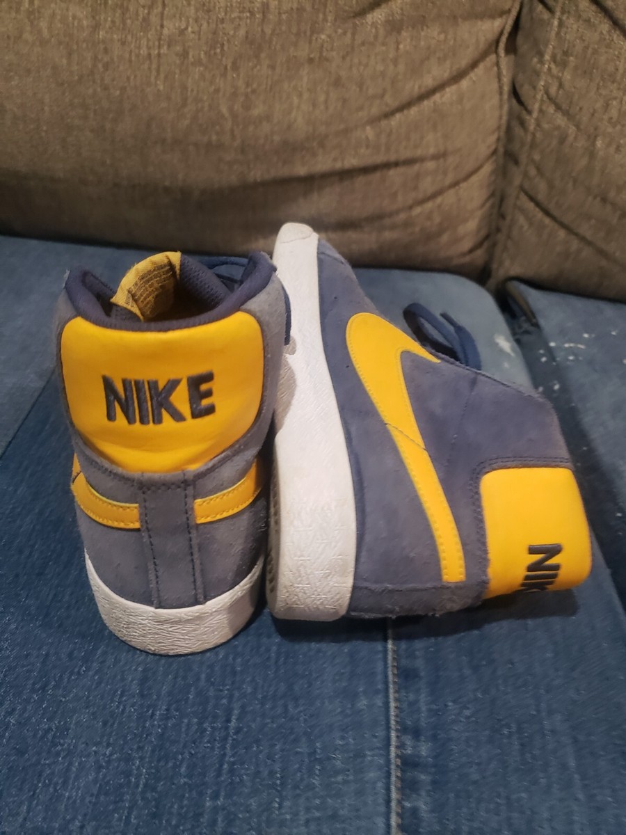 nike sb zoom blazer mid michigan