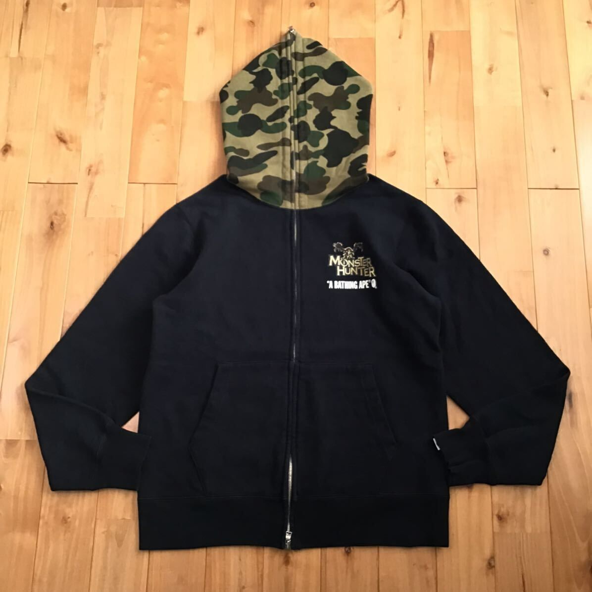 size L】used A BATHING APE Monster Hunter Collabo Hoodie Zip Up 