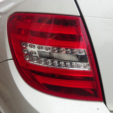 Rückleuchte Rücklicht Links Mercedes-Benz C-Klasse W204 Kombi A2048204664