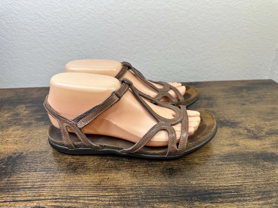 Sandalias Naot para mujer 39 marrón Dorith cuero con tiras informales punta abierta cómodas Foto 4 de 4