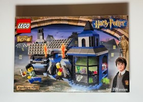 LEGO Harry Potter (2003) Chamber of Secrets 4720: Knockturn Alley 100% Complete