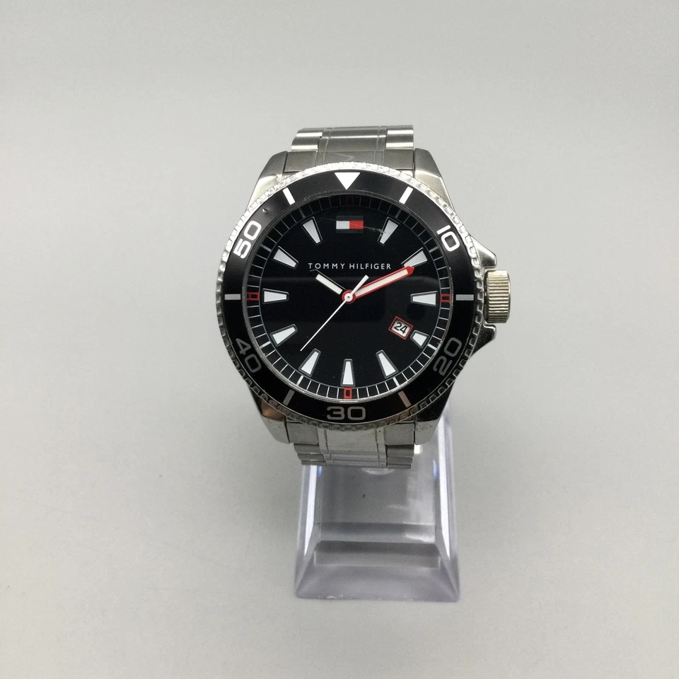 Tommy Hilfiger Watch Mens 45mm Silver Tone Diver Date New Battery 6.75" - Image 2 of 4