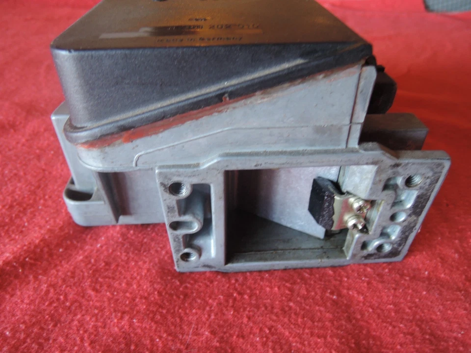 ALFA ROMEO GTV-6 / MILANO Used ORIGINAL BOSCH Air Flow Meter 0 280 202 010 WORKS - Image 4 of 4