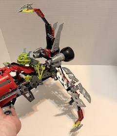 LEGO Bionicle Set 8943 Axalara T9 Battle Vehicle & Figure w/ Zamor Ammunition