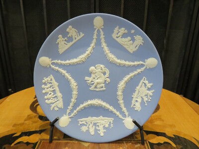 Wedgwood Blue Jasperware Collectors Society Cupid Stringing His Bow Trophy Plate