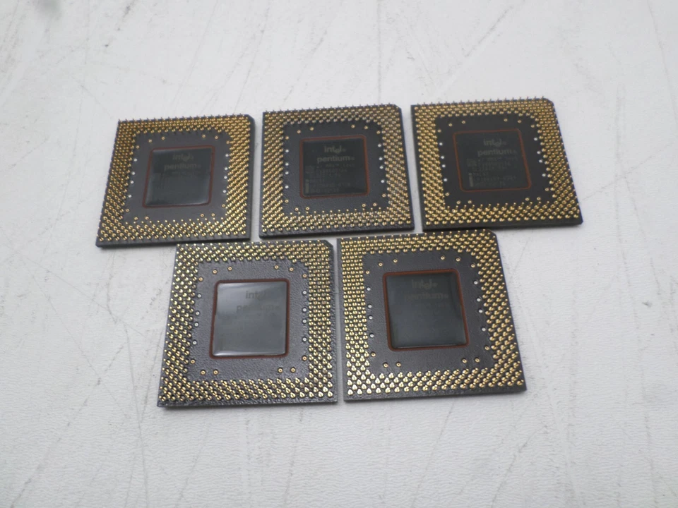 Lot Of 5 Intel® Pentium® MMX Tech Processor FV80503166 SL2ZX/1.9V CPUS - Image 2 of 4