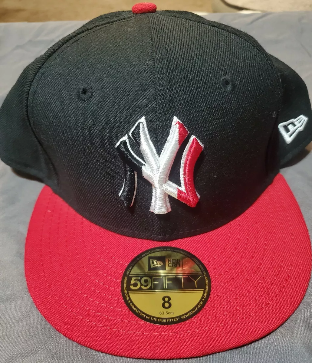 Red and black new york hotsell yankees hat