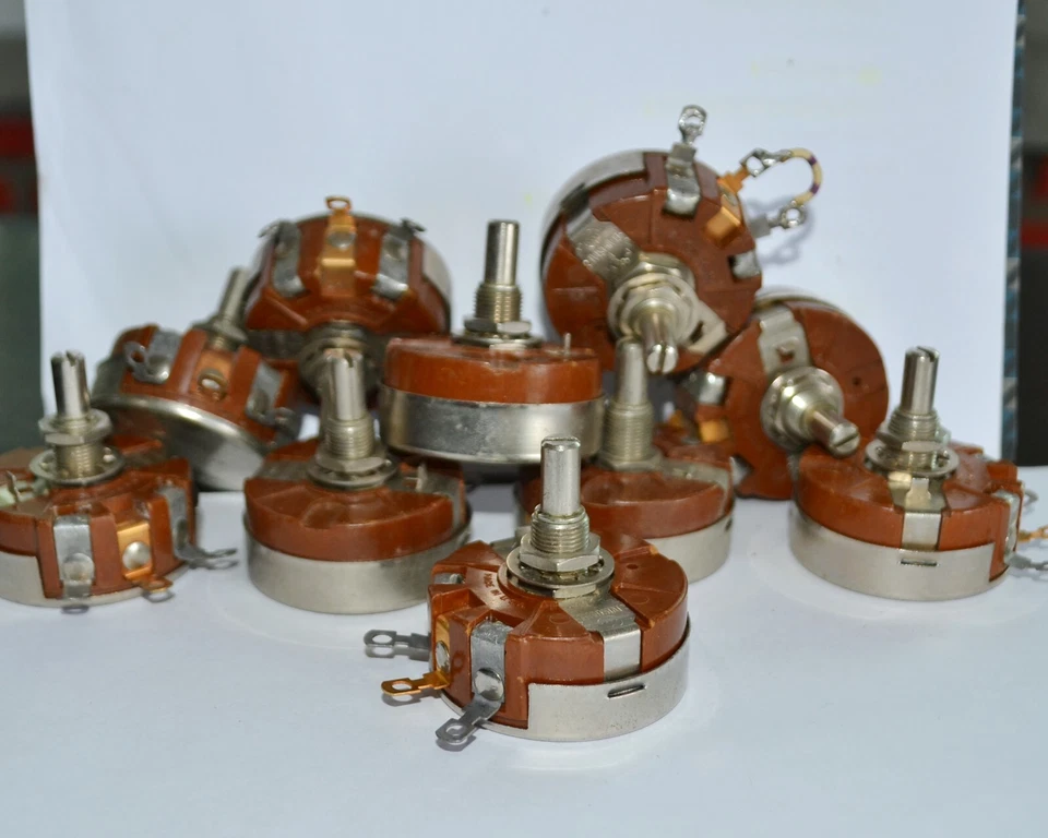 1 CLAROSTAT RA30NASD752C 7.5k Ohm 4 Watt Wirewound Military Grade POTENTIOMETER - Image 4 of 4