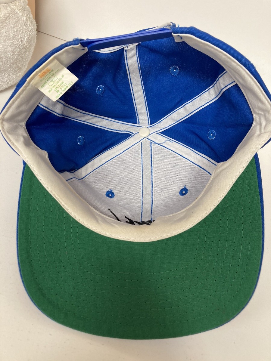 70s 80s NIKE vintage cap ネイビー　ナイロン 70s ~ 80s ヴィンテージ NIKE ナイキ 刺繍ロゴ ナイロンキャップ