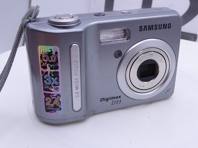 Samsung Digimax D53 5.0 MP  Digital Camera Silver - TESTED working 100%