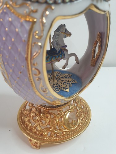 Franklin Mint Collectable Musical Carousel Egg Ornament - Picture 10 of 16