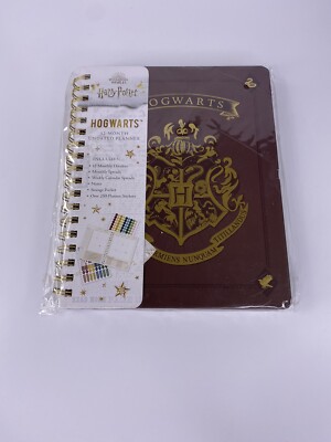 Harry Potter: Hogwarts 12-Month Undated Planner: (Harry Potter School Planner