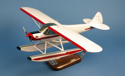 Piper PA-18 Super Cub Float Sea Plane Desk Top Display Model 1/20 AV Airplane