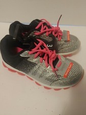 New Girls Danskin Tennis Shoes Size 3 Pink /black And Silver